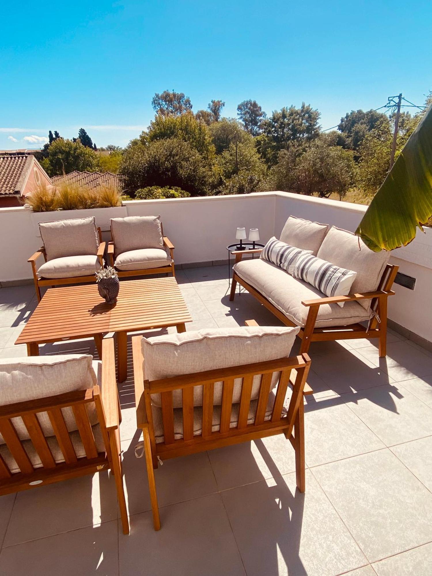Le Blanc Guest House Дасия Екстериор снимка
